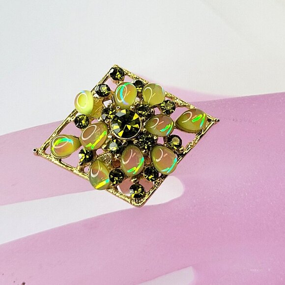 Yellow and Green Bead Adjustable Ring Size 6 - Picture 1 of 7
